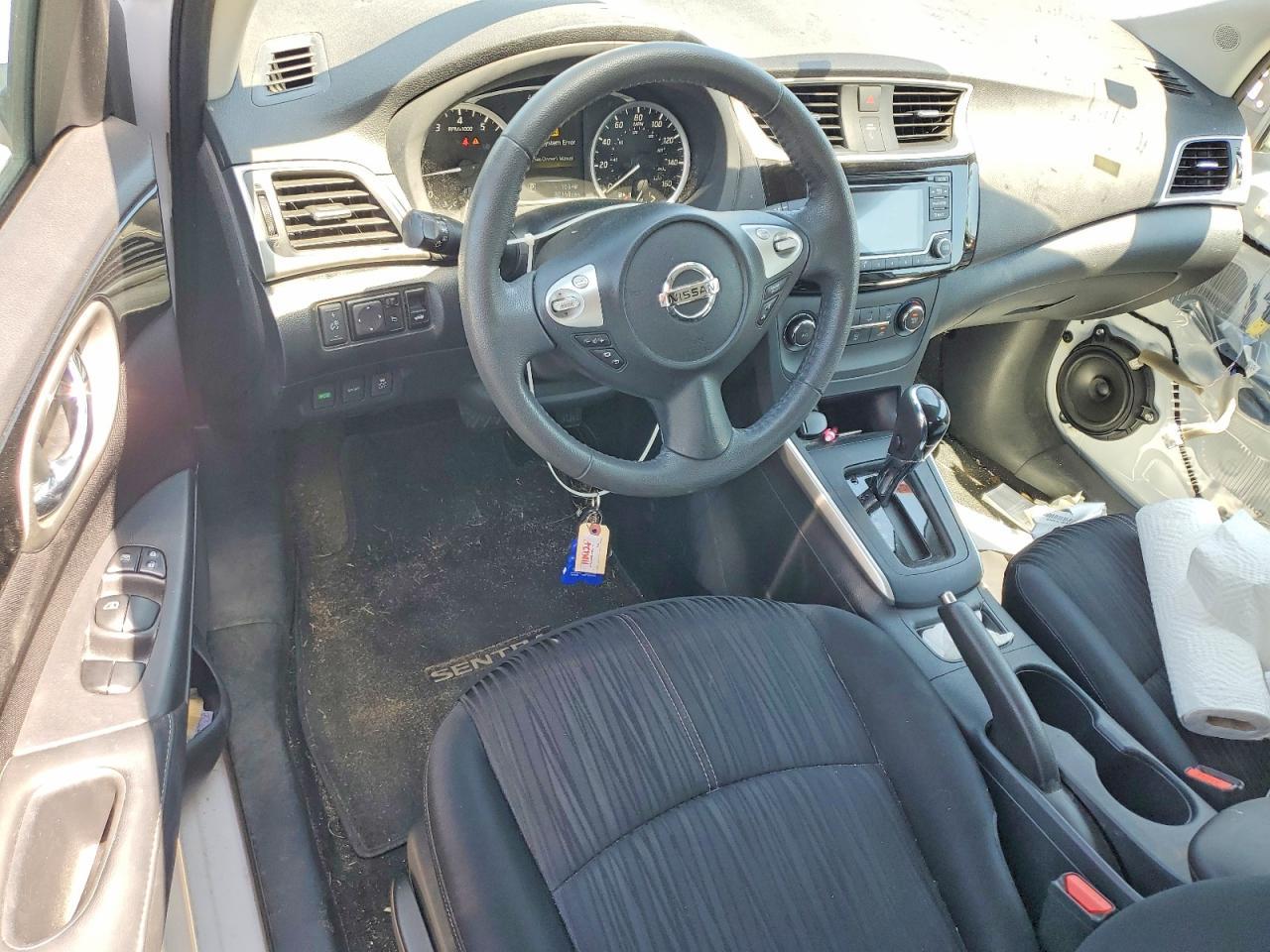 2017 Nissan Sentra Sv - zdjęcie 8