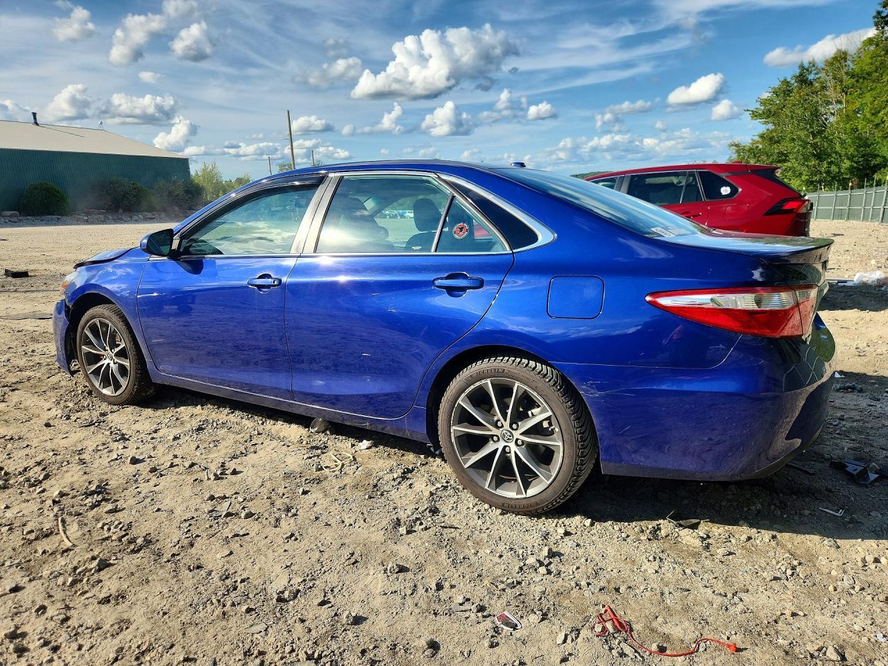 2015 Toyota Camry Xse - zdjęcie 2