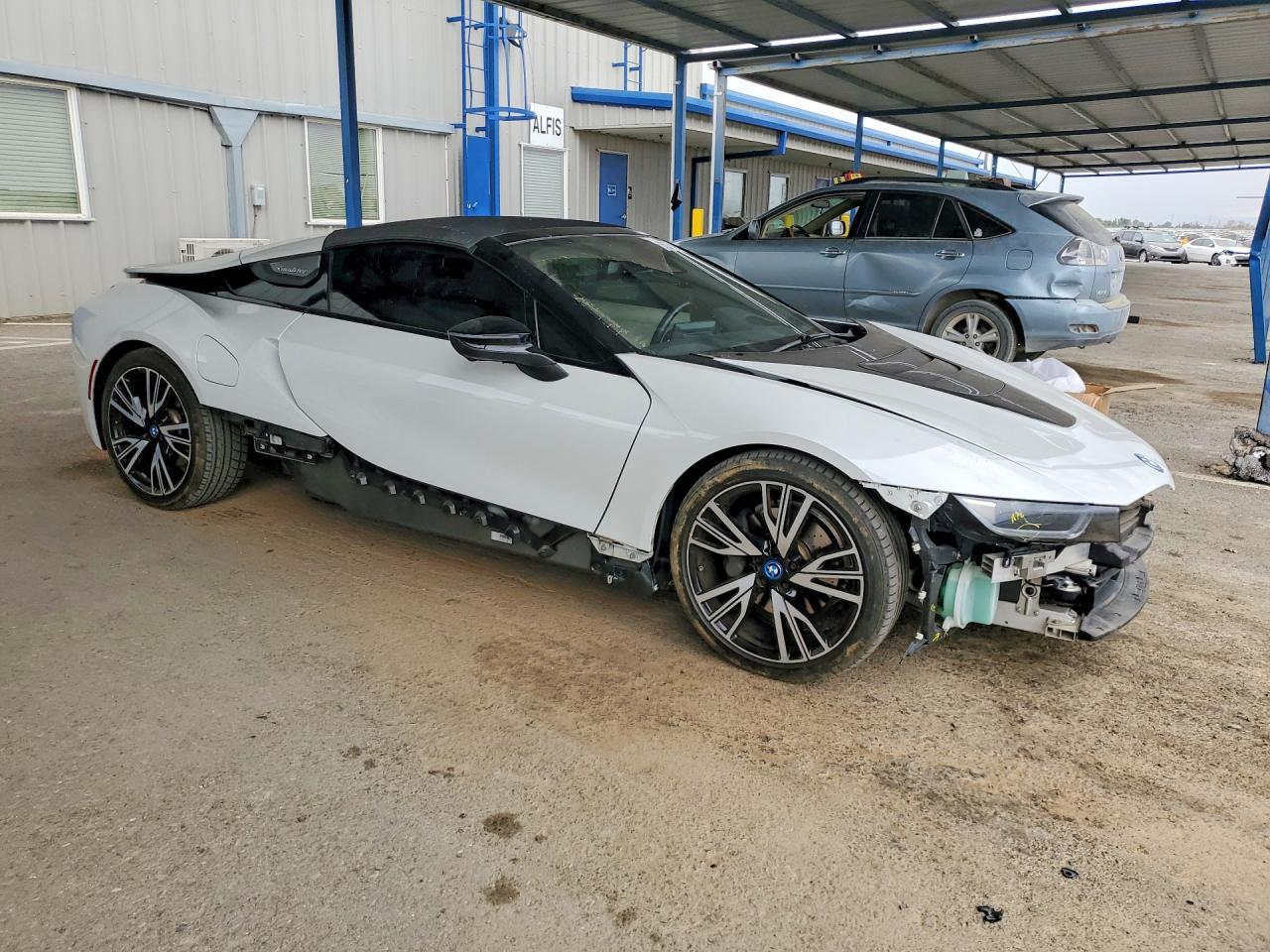 2019 BMW I8 - zdjęcie 4