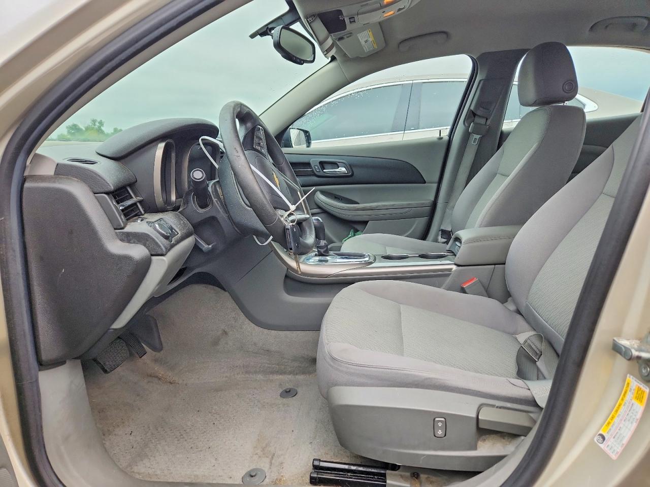2013 Chevrolet Malibu Ls - zdjęcie 7