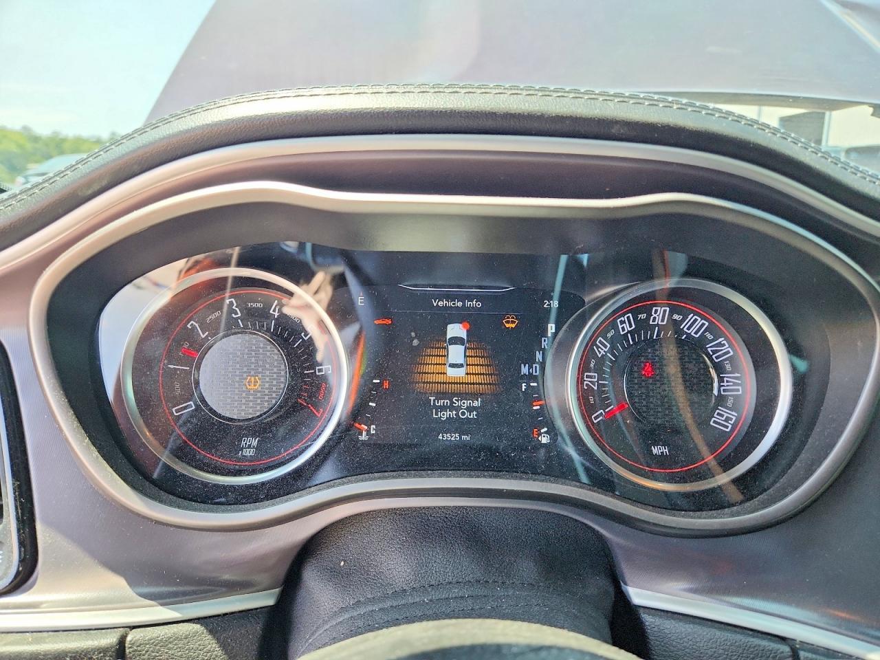 2021 Dodge Challenger Gt - zdjęcie 9