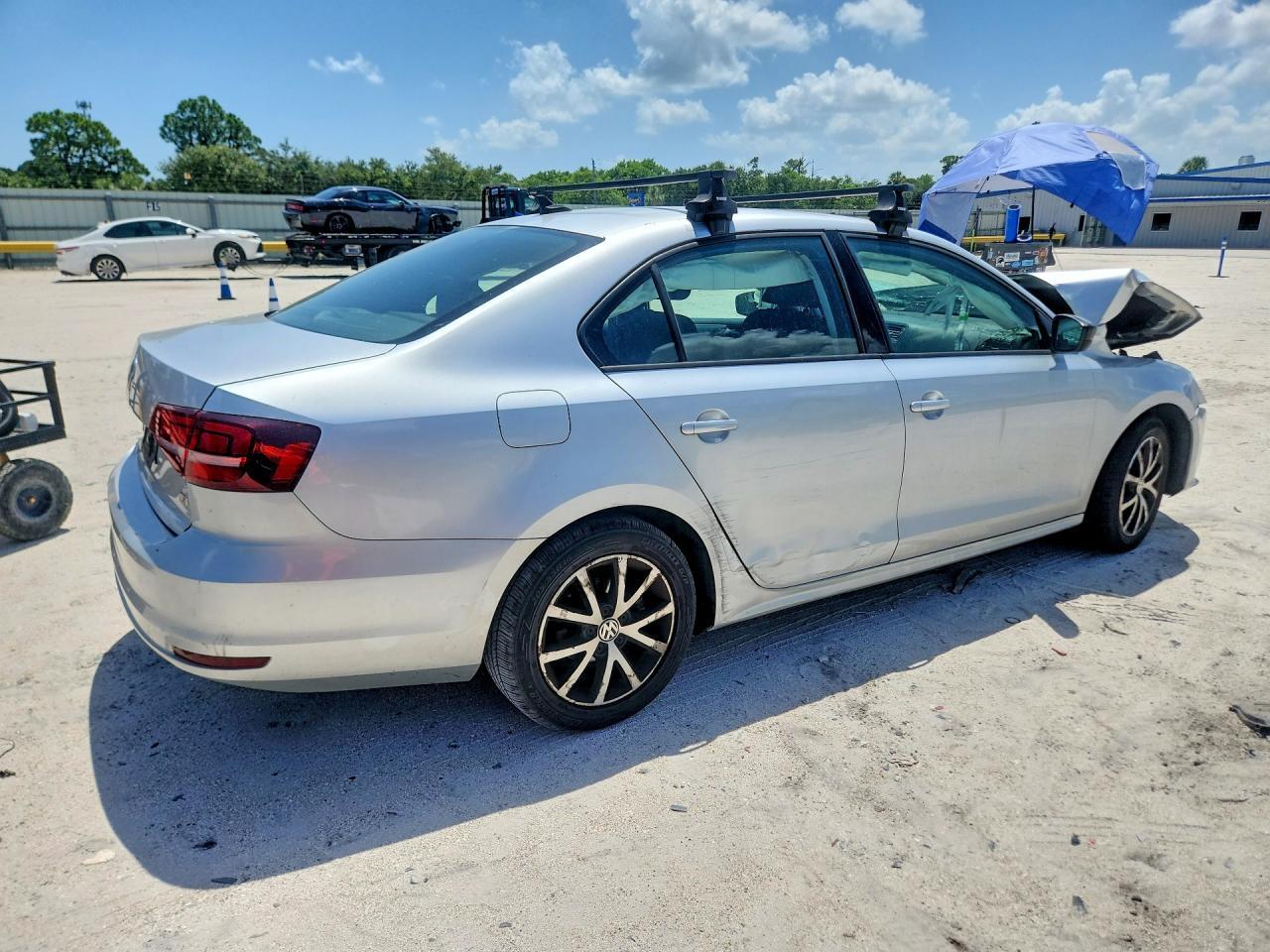2016 Volkswagen Jetta Se - zdjęcie 3