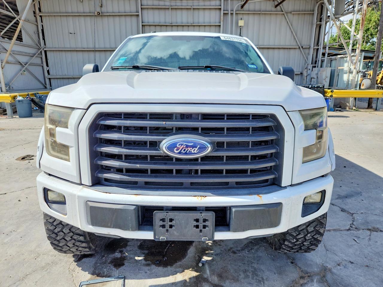 2016 Ford F150 Supercrew - zdjęcie 5