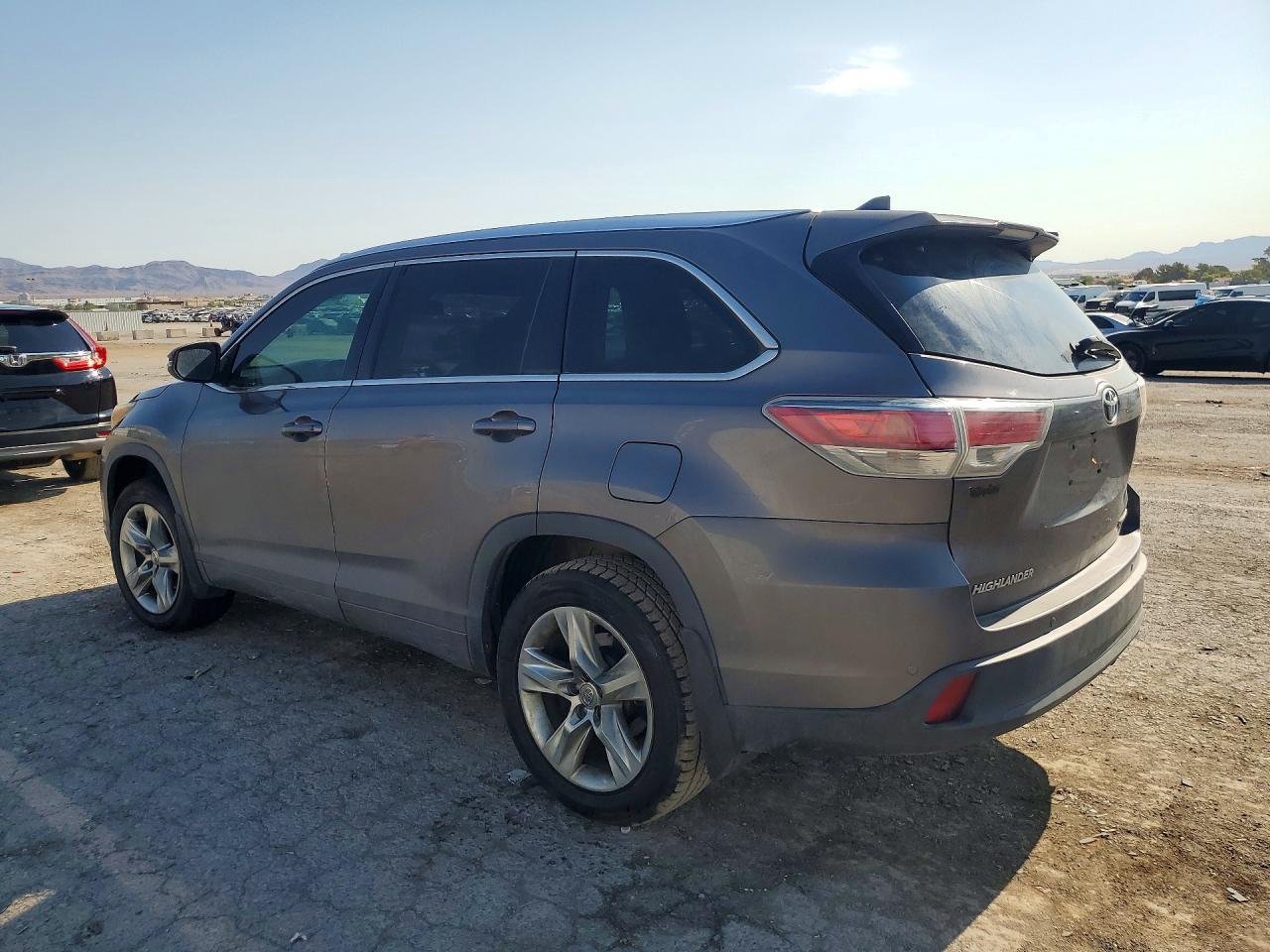 2015 Toyota Highlander Limited - zdjęcie 2