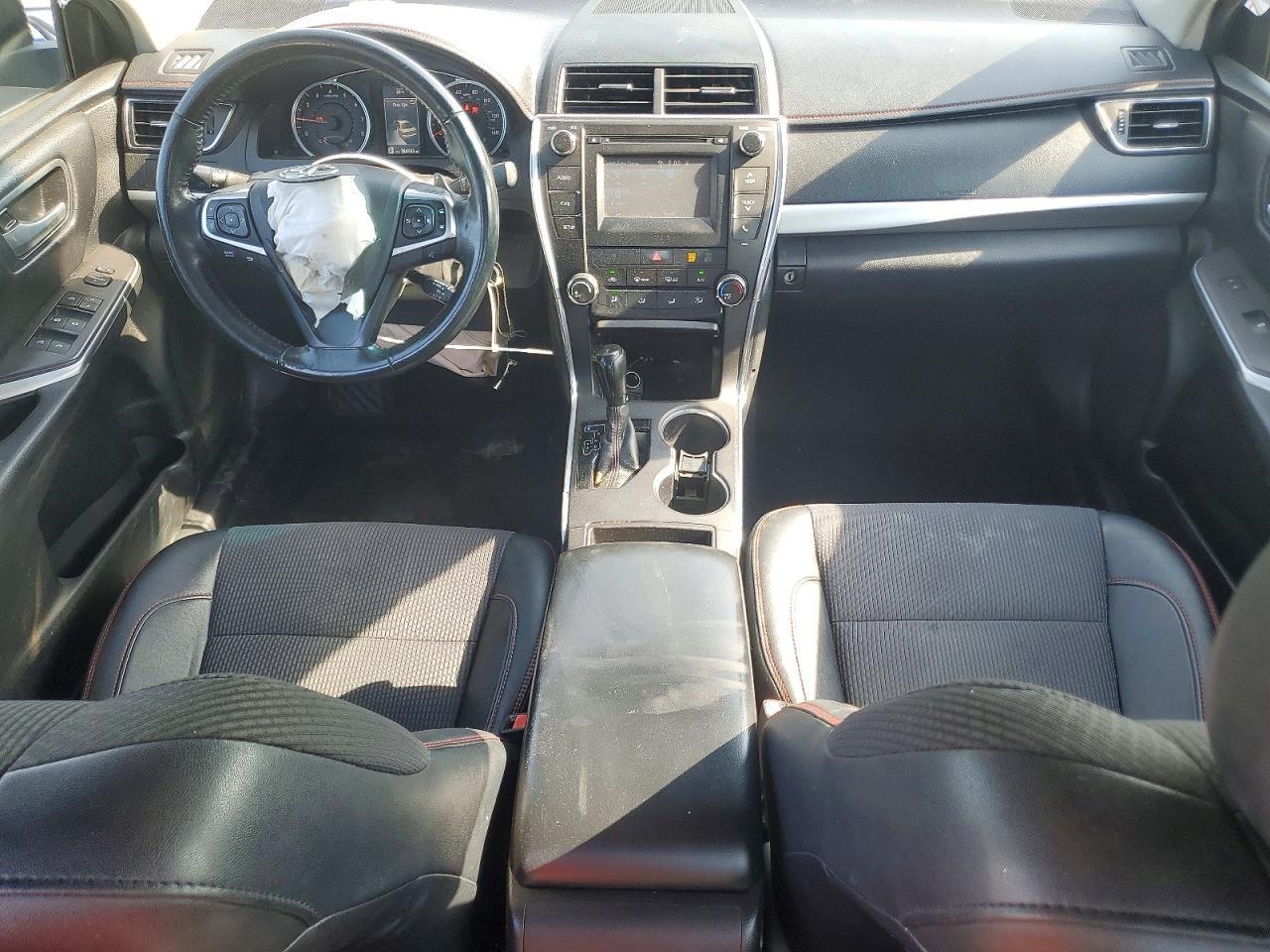 2017 Toyota Camry Se - zdjęcie 8