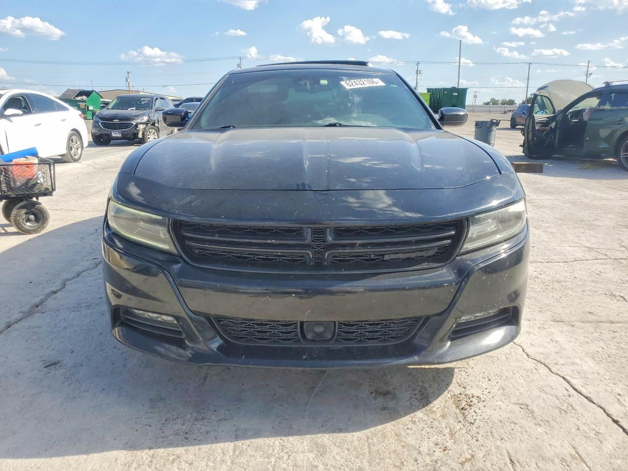 2015 Dodge Charger Sxt - zdjęcie 5