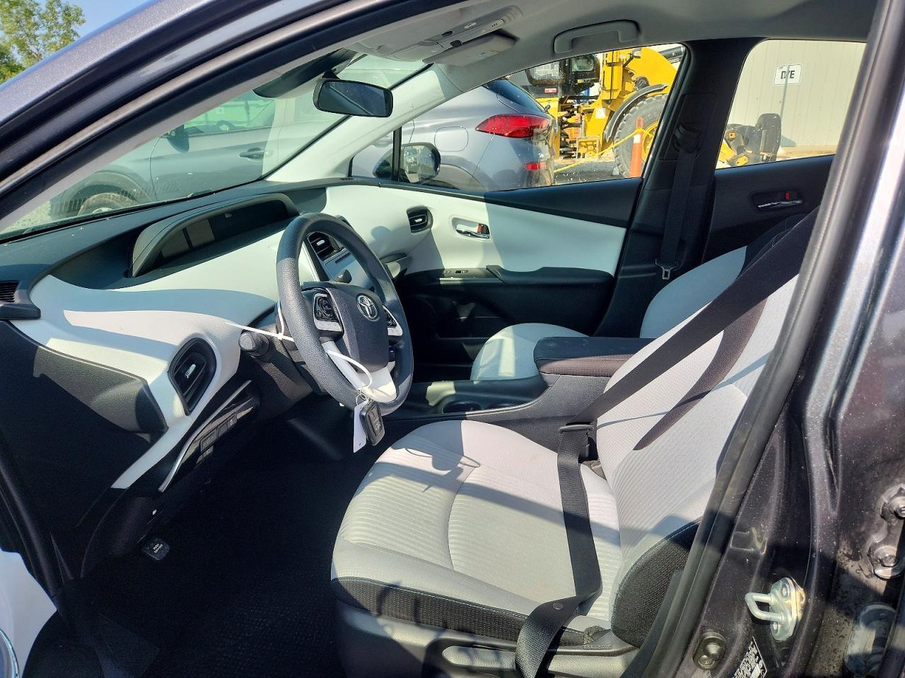2018 Toyota Prius Two Eco - zdjęcie 7