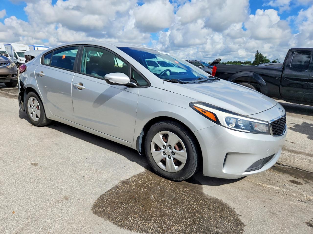2018 Kia Forte Lx - zdjęcie 4