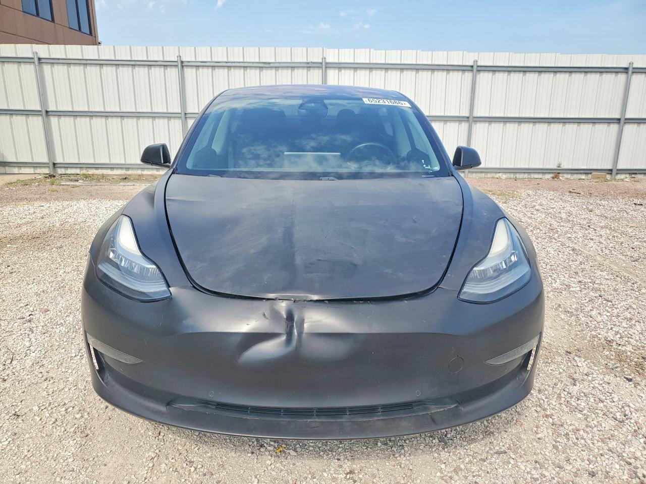 2018 Tesla Model 3 - zdjęcie 5
