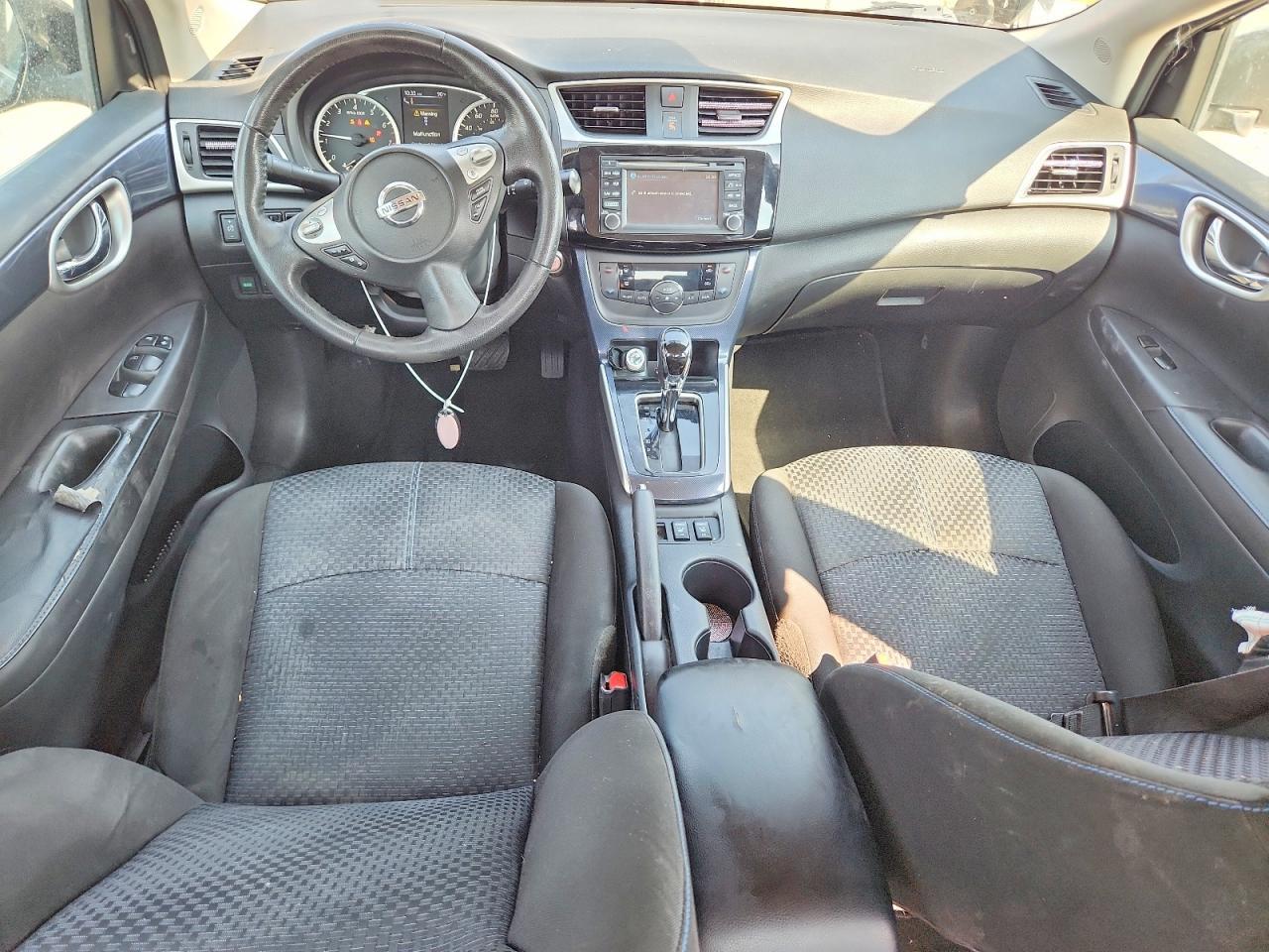2018 Nissan Sentra Sr - zdjęcie 8