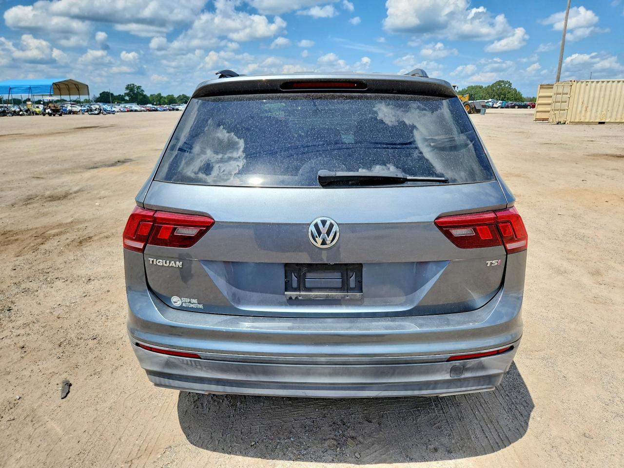 2018 Volkswagen Tiguan S - zdjęcie 6