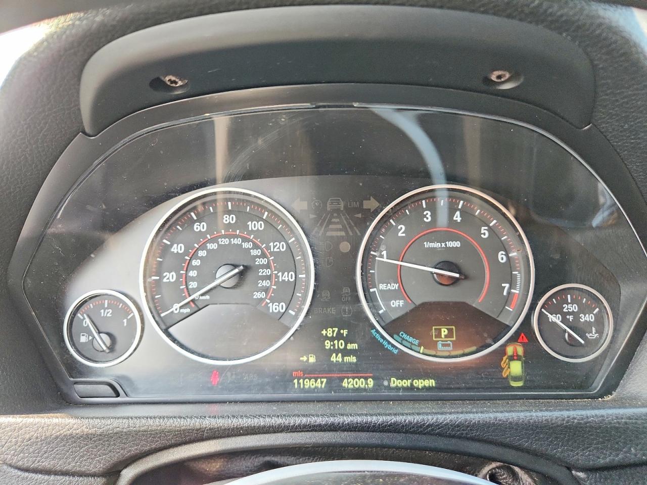 2013 BMW Activehybrid 3 - zdjęcie 9