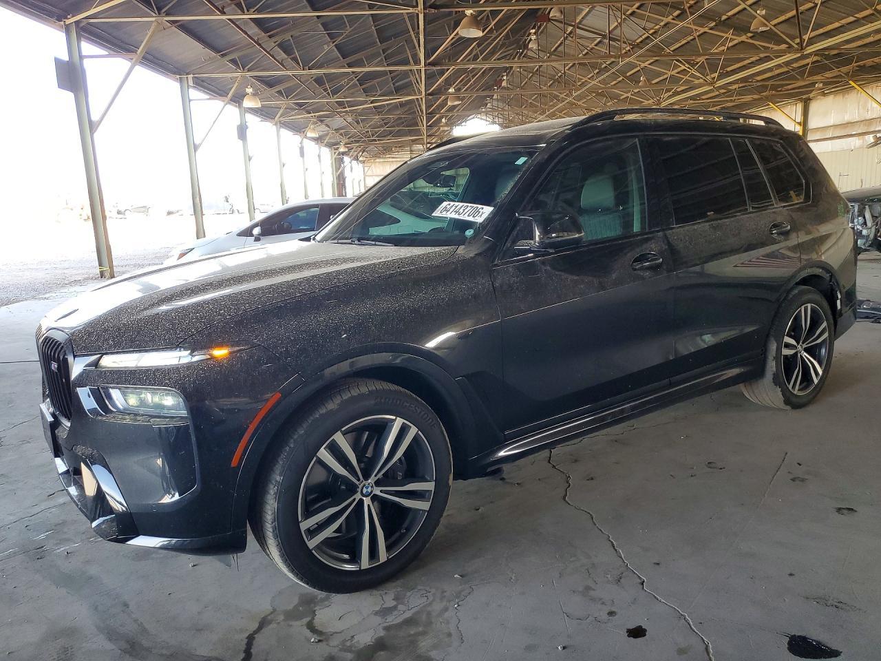 2023 BMW X7 M60I - zdjęcie główne