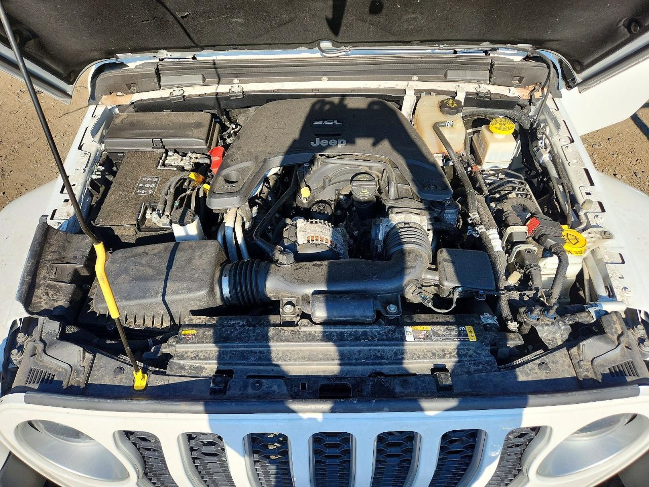 2021 Jeep Gladiator Overland - zdjęcie 11