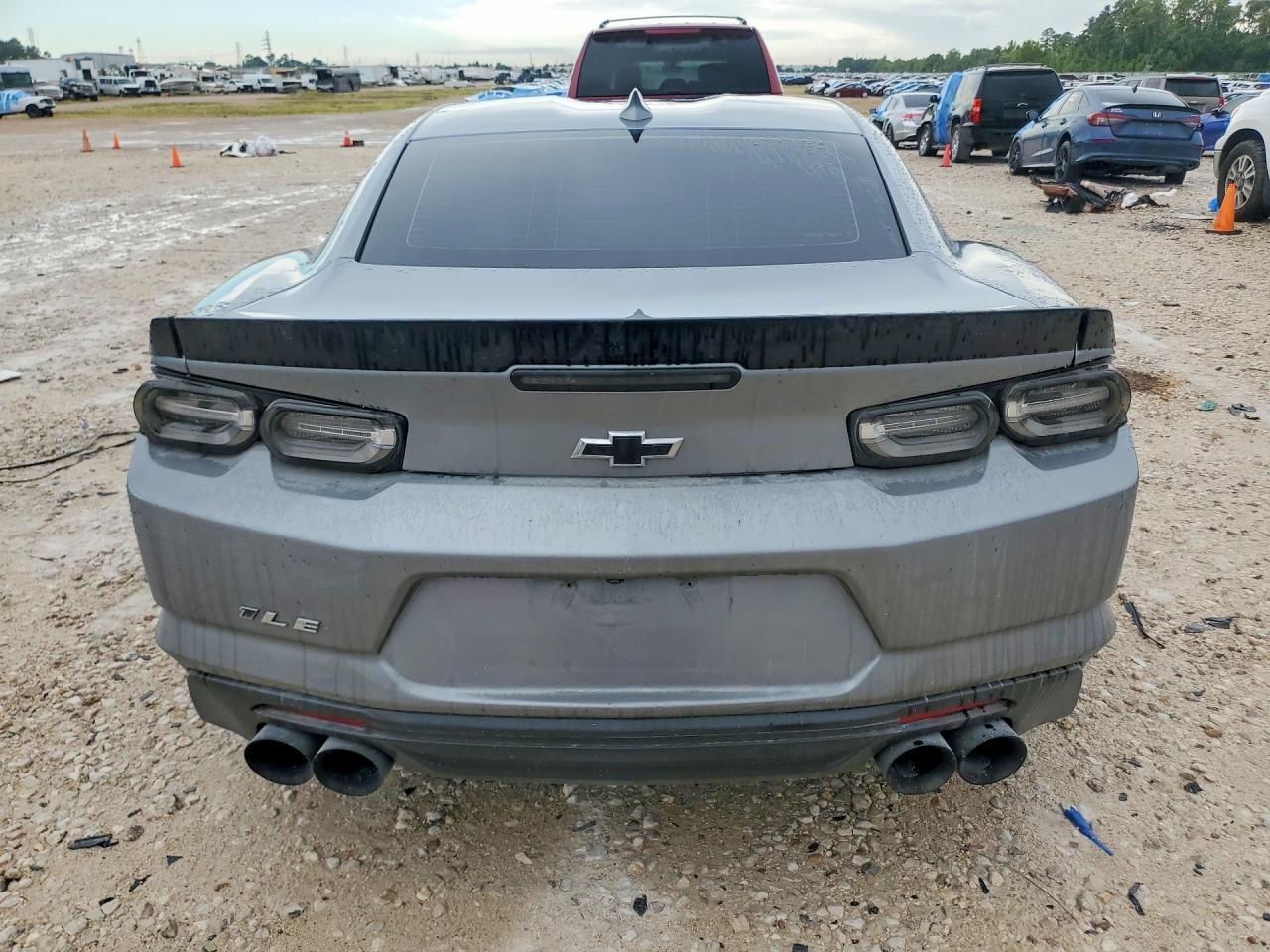 2023 Chevrolet Camaro Lt1 - zdjęcie 6