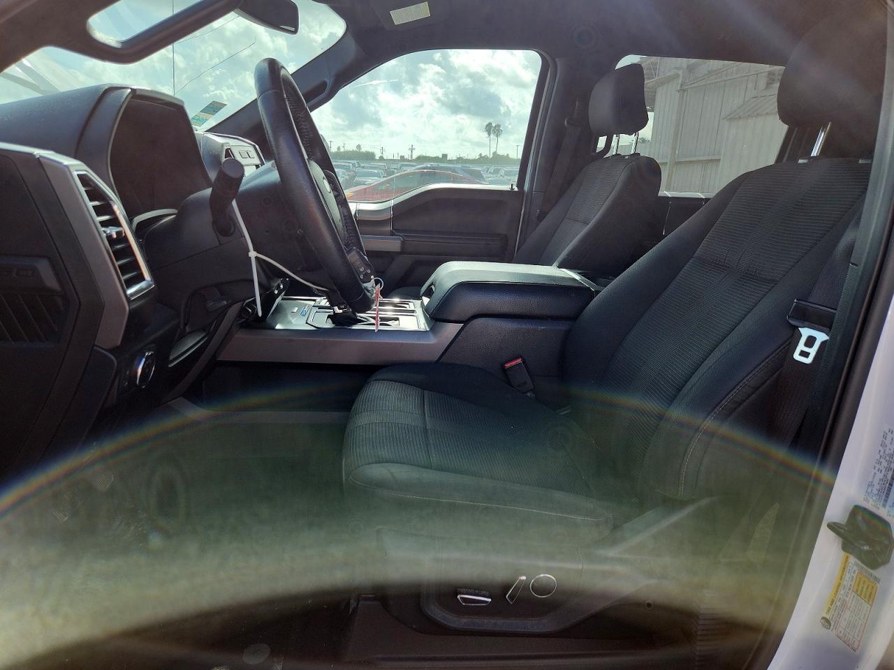 2016 Ford F150 Supercrew - zdjęcie 7