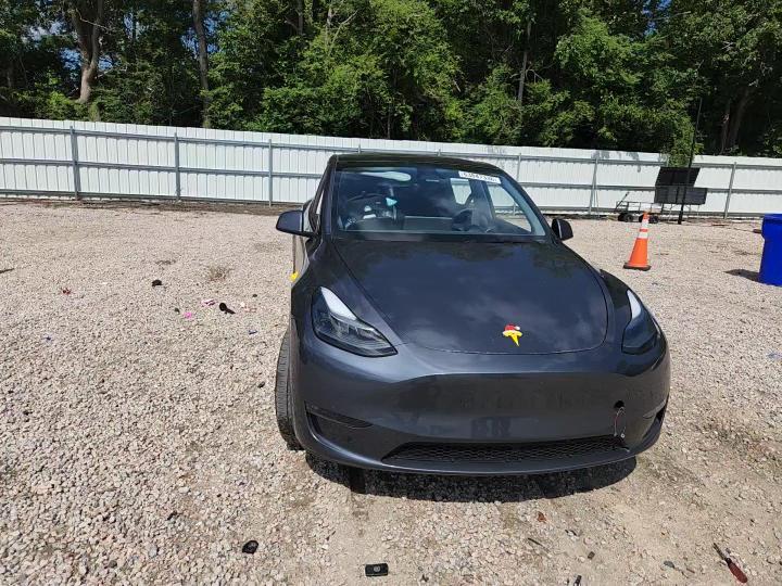 2023 Tesla Model Y - zdjęcie 14