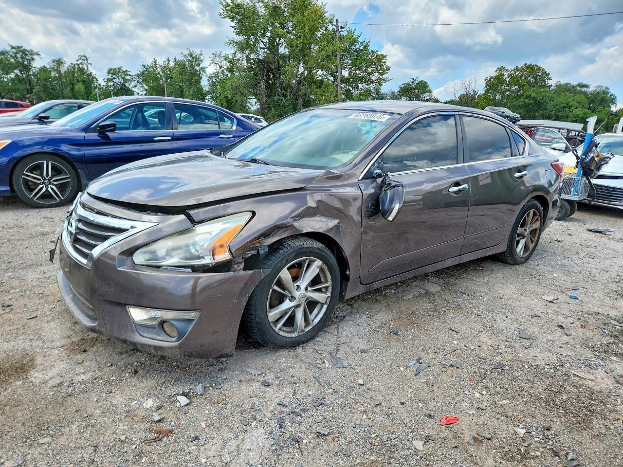 2013 Nissan Altima 2.5 - zdjęcie główne