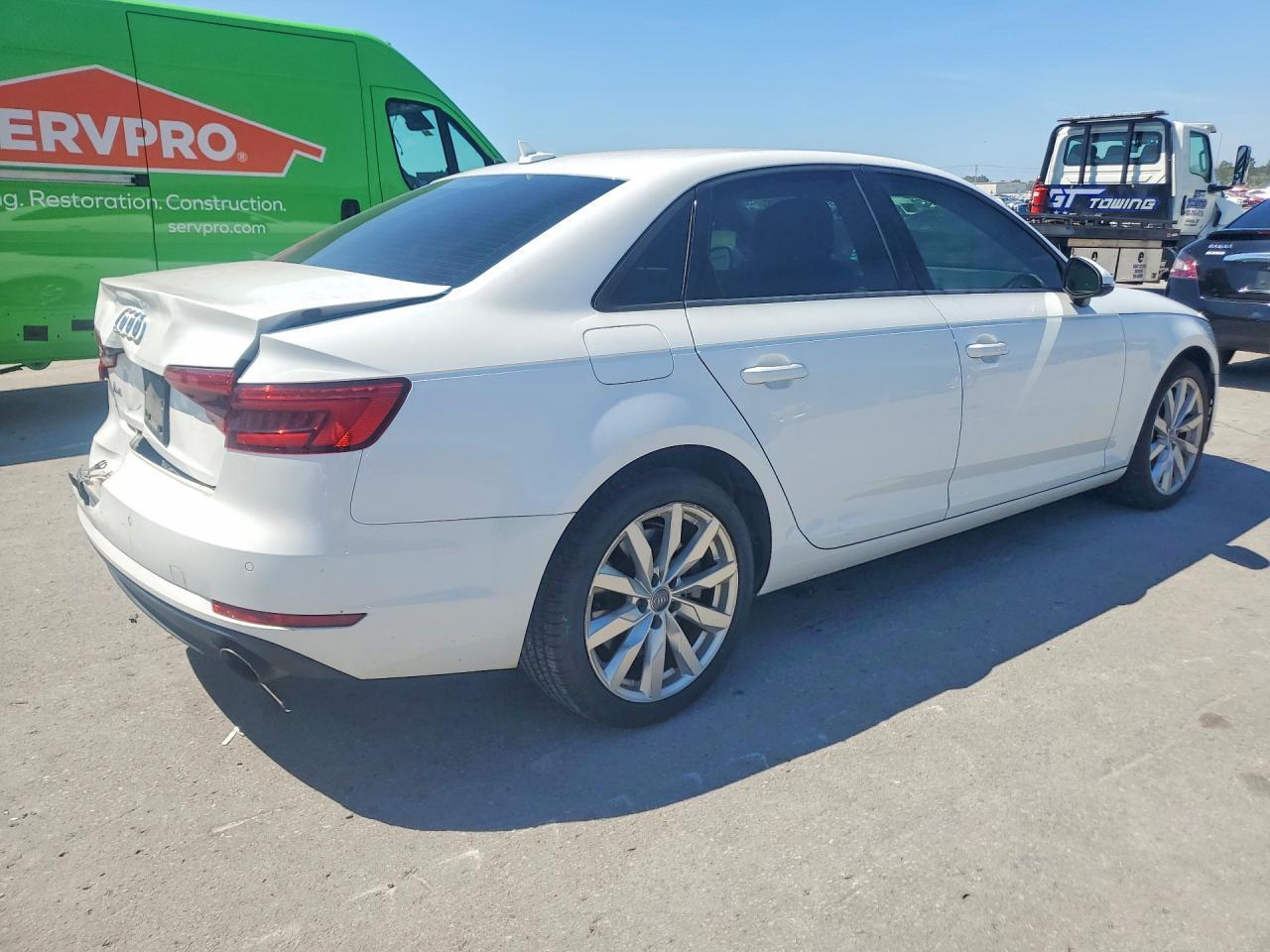 2017 Audi A4 Premium - zdjęcie 3