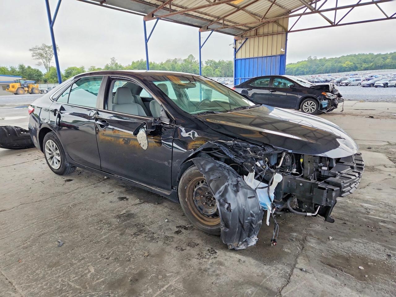 2015 Toyota Camry Le - zdjęcie 4