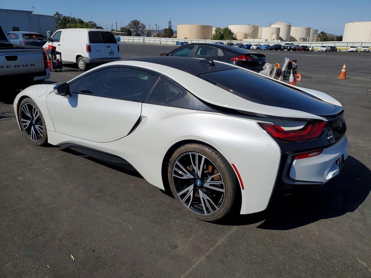 2016 BMW I8 - zdjęcie 2
