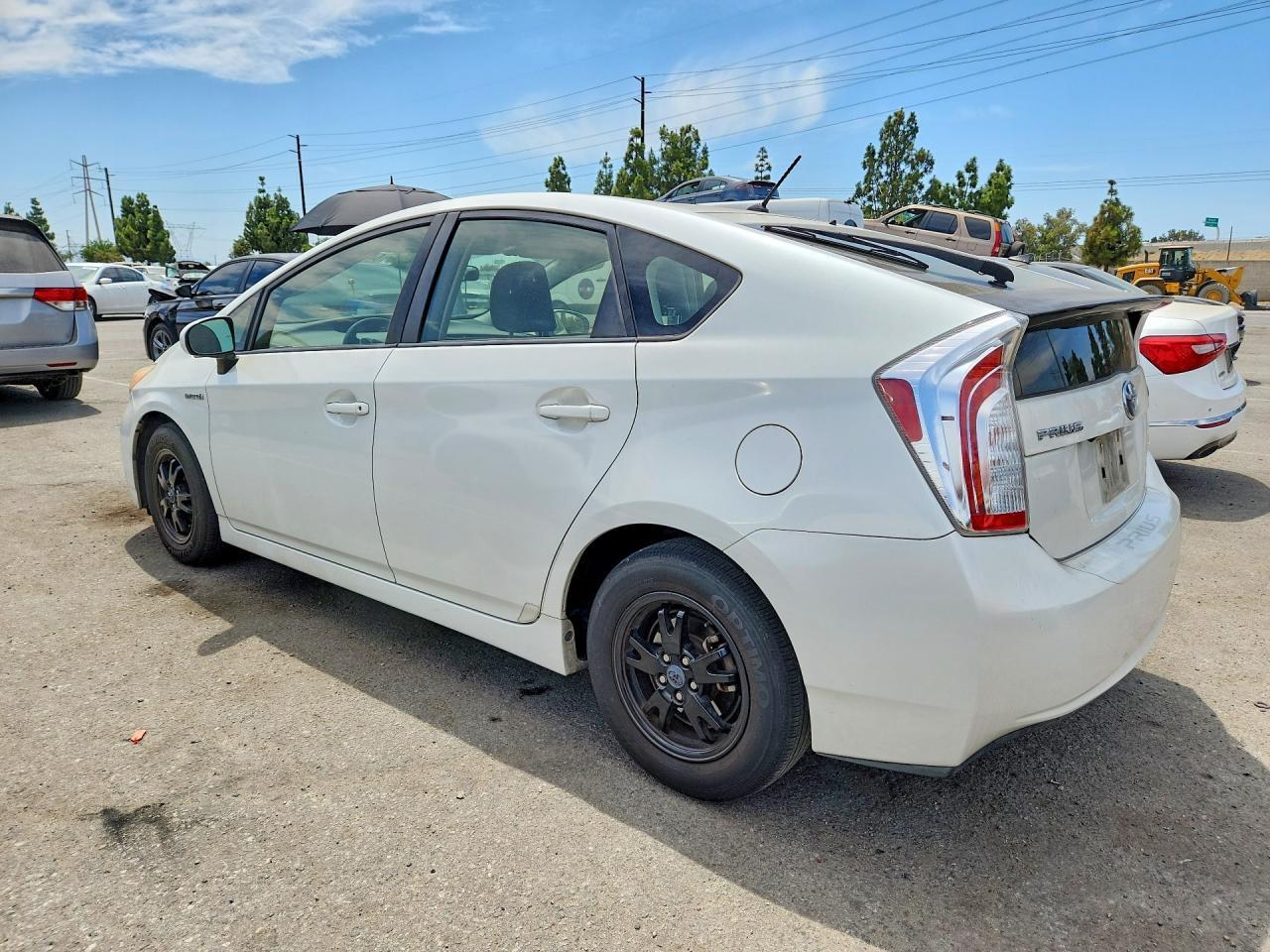2015 Toyota Prius Two - zdjęcie 2