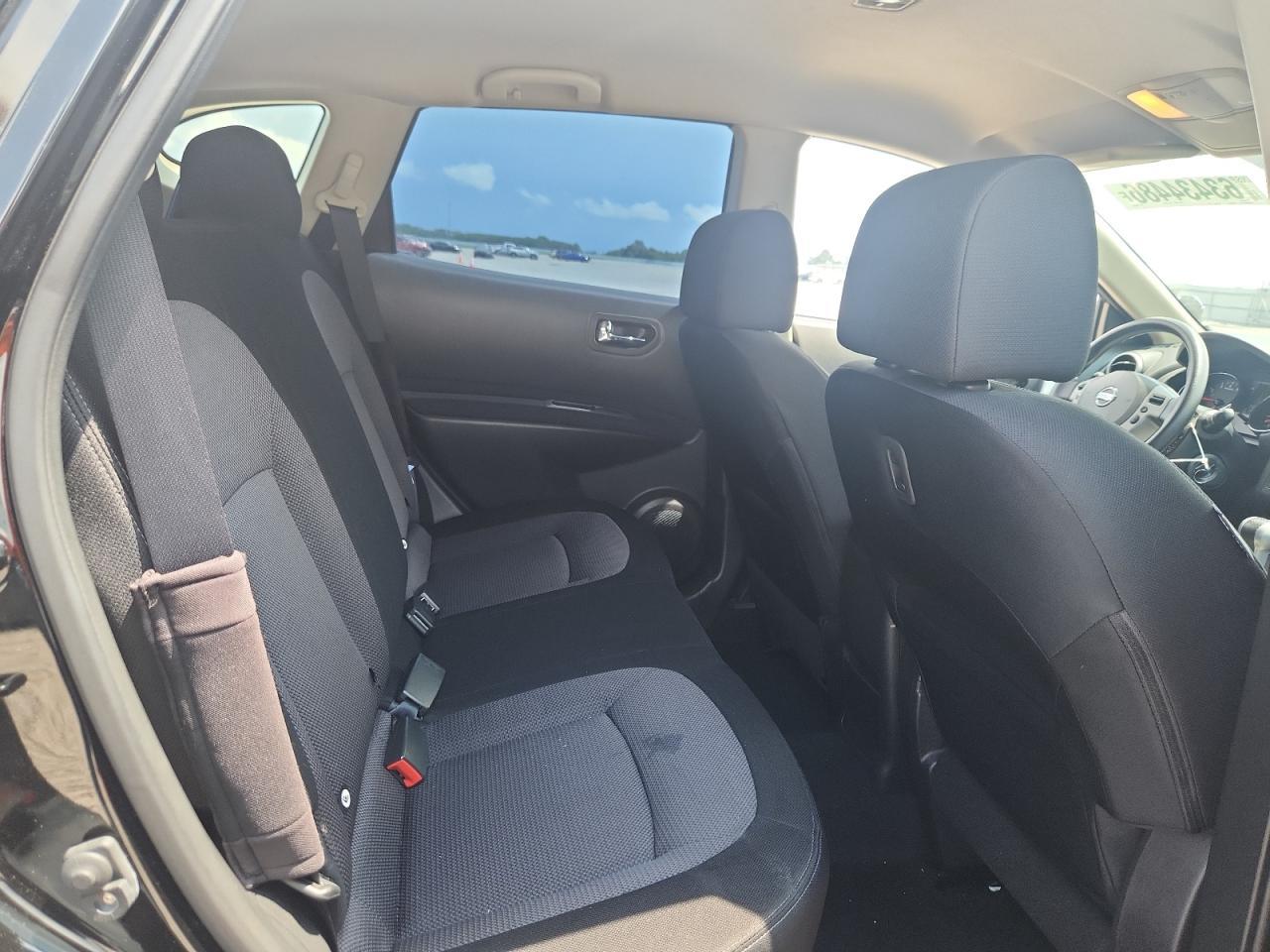 2013 Nissan Rogue S - zdjęcie 11