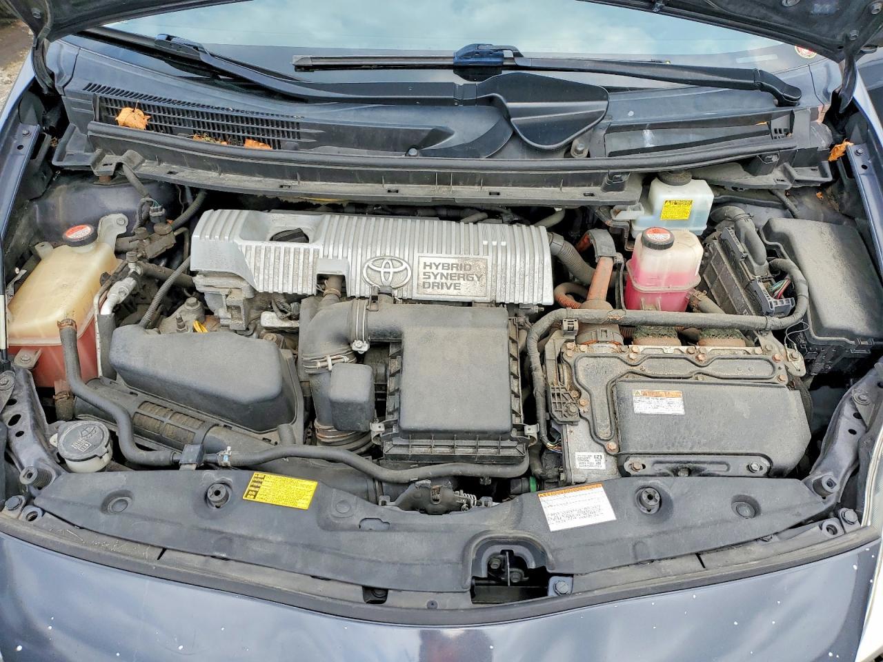 2015 Toyota Prius Two - zdjęcie 11