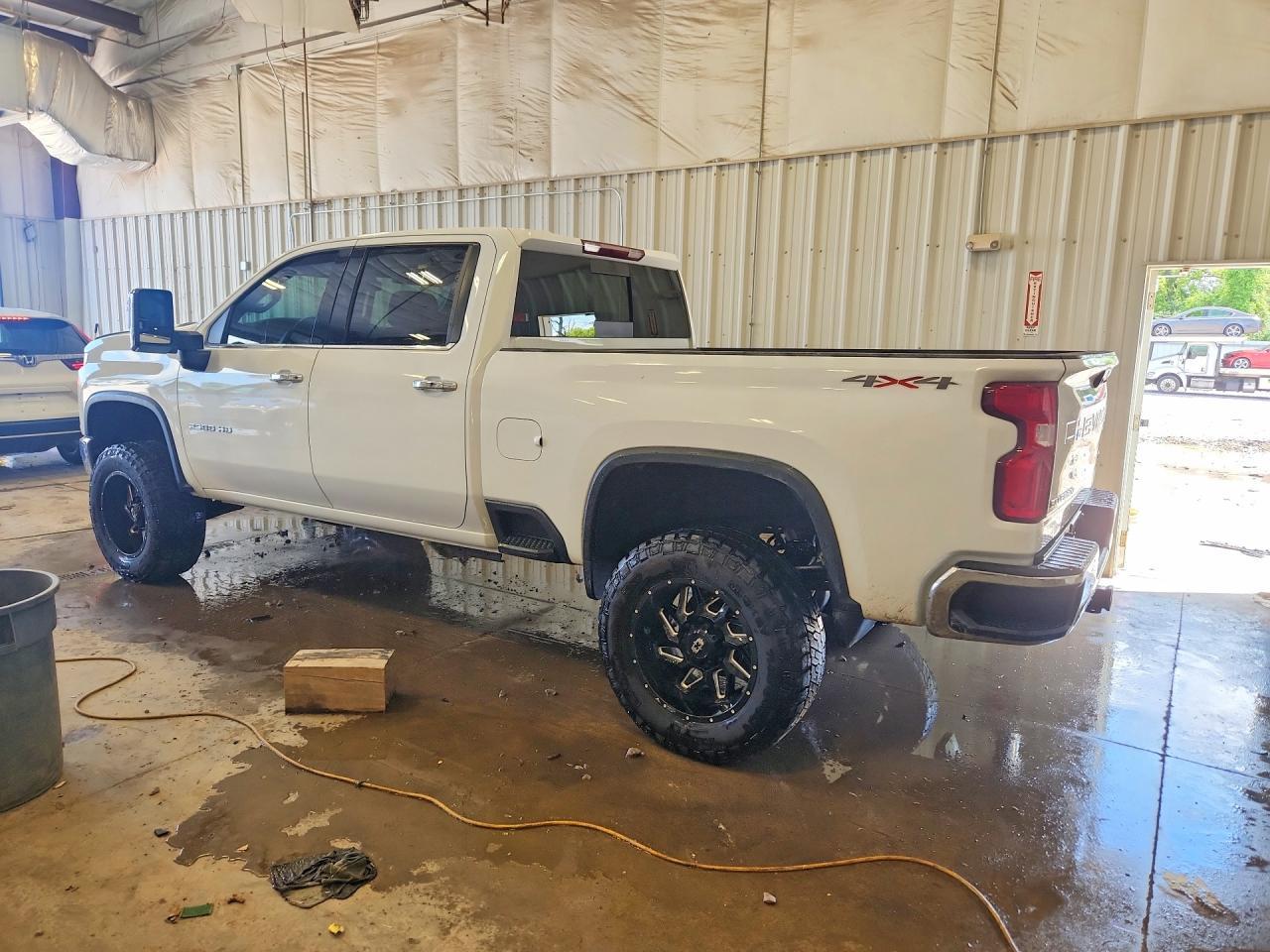 2020 Chevrolet Silverado K2500 Heavy Duty Ltz - zdjęcie 2