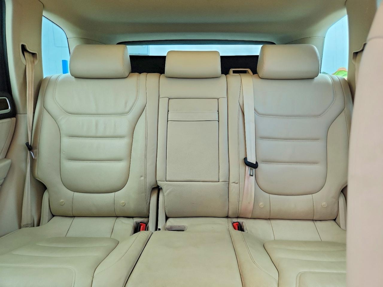 2015 Volkswagen Touareg V6 - zdjęcie 10