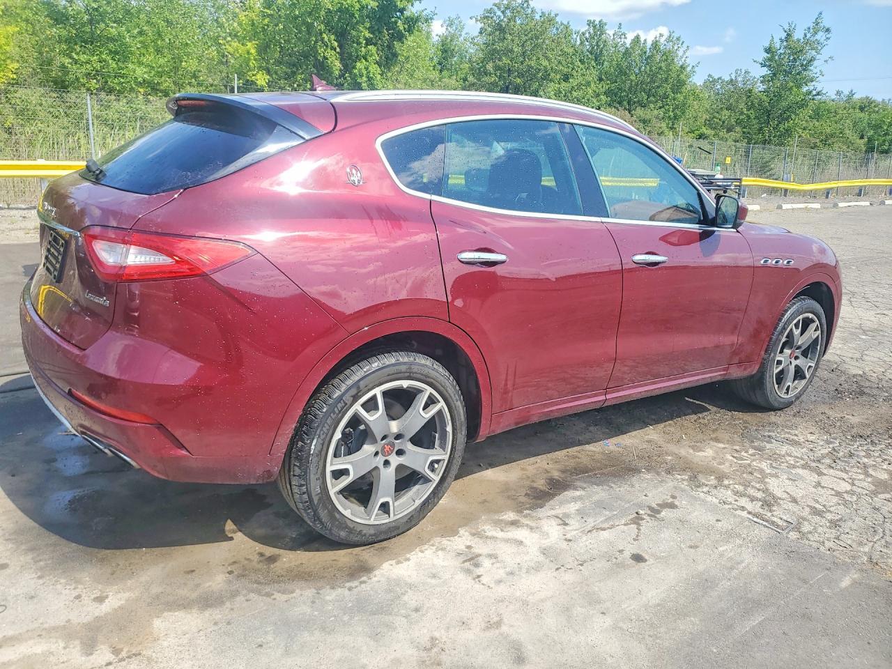 2017 Maserati Levante Luxury - zdjęcie 3