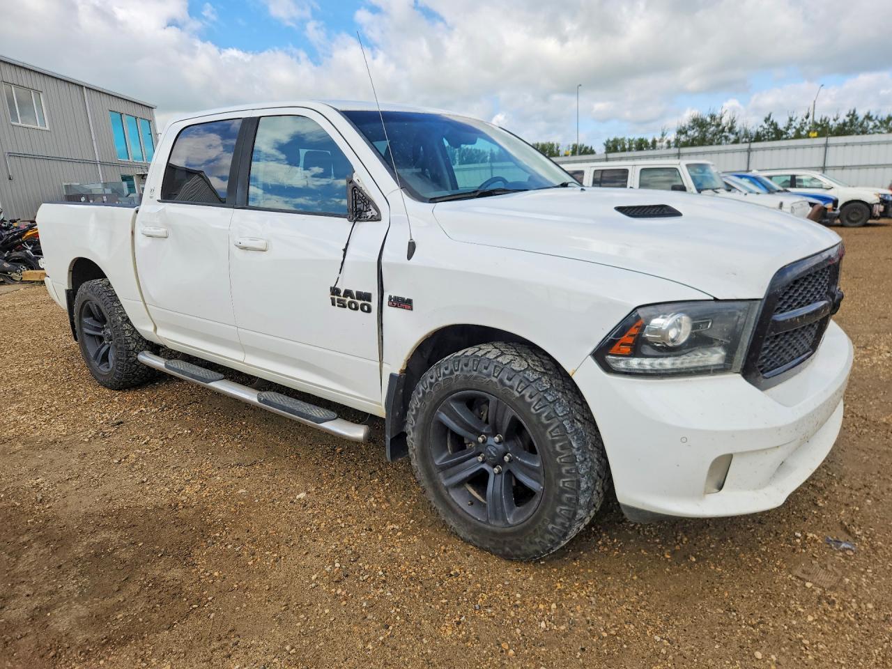 2017 Ram 1500 Sport - zdjęcie 4