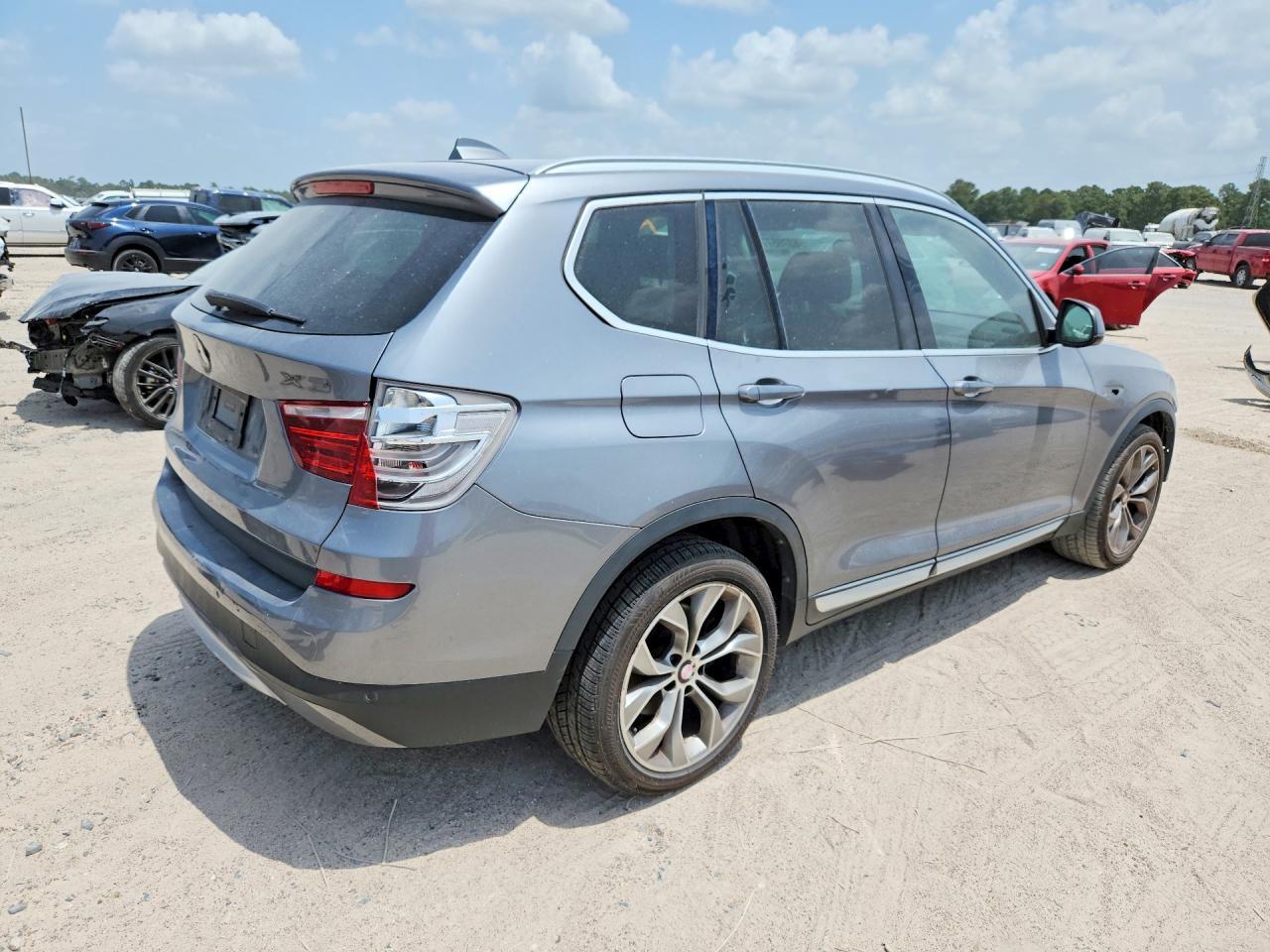 2015 BMW X3 Sdrive28I - zdjęcie 3