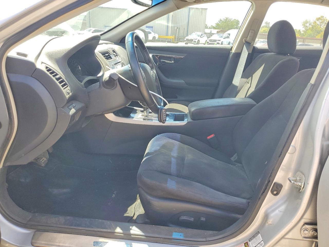 2013 Nissan Altima 2.5 - zdjęcie 7