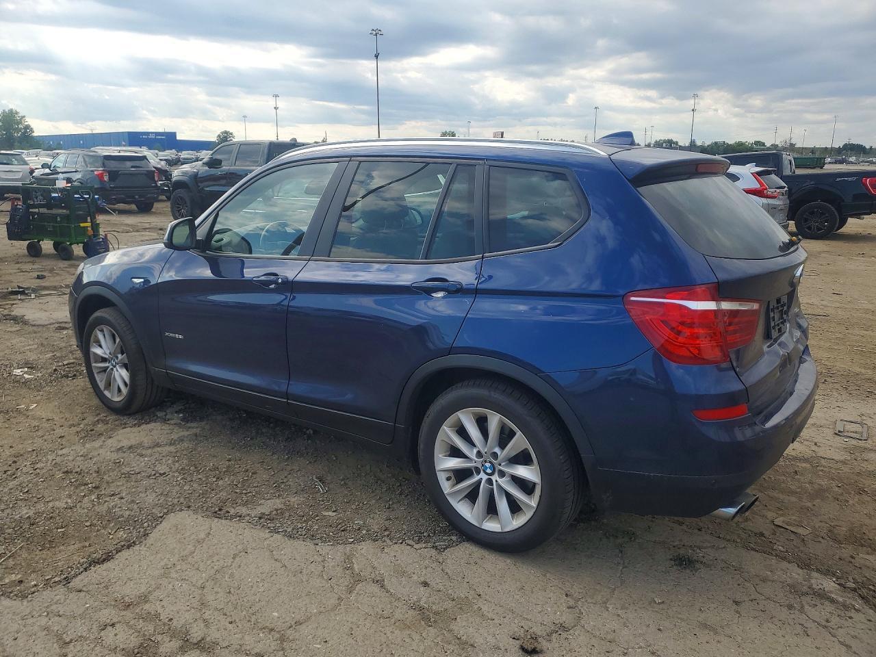 2017 BMW X3 xDrive28I - zdjęcie 2
