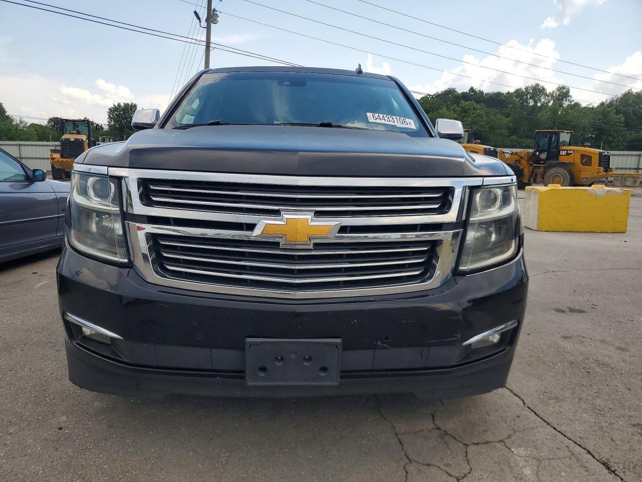 2015 Chevrolet Suburban K1500 Ltz - zdjęcie 5