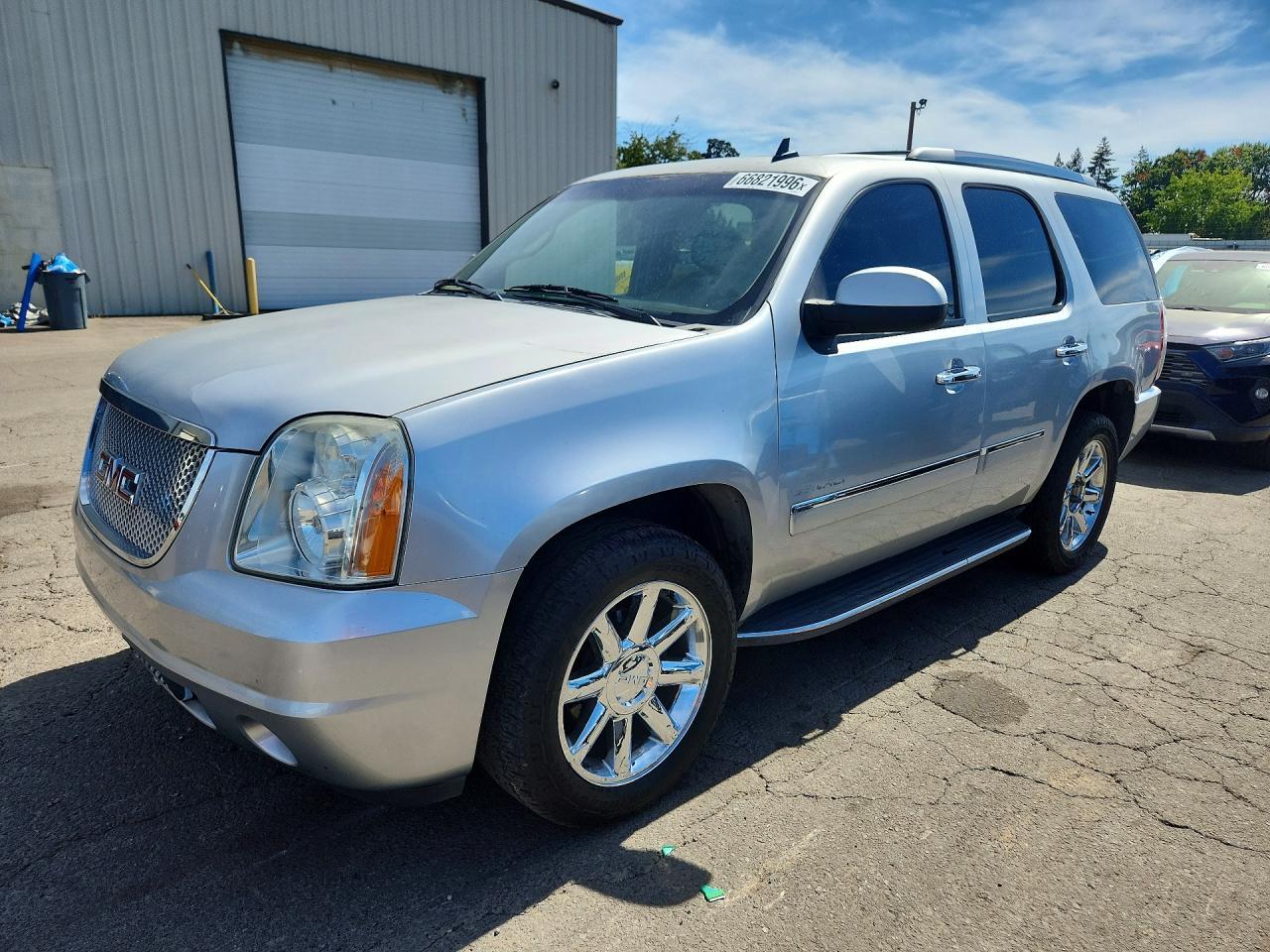 2013 GMC Yukon Denali - zdjęcie główne