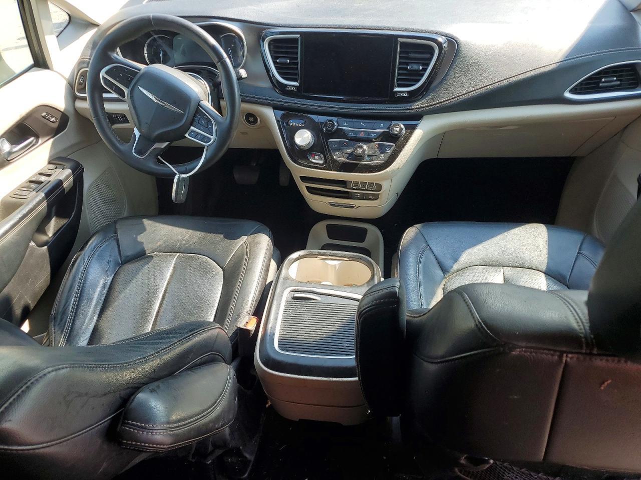 2022 Chrysler Pacifica Hybrid Touring L - zdjęcie 8