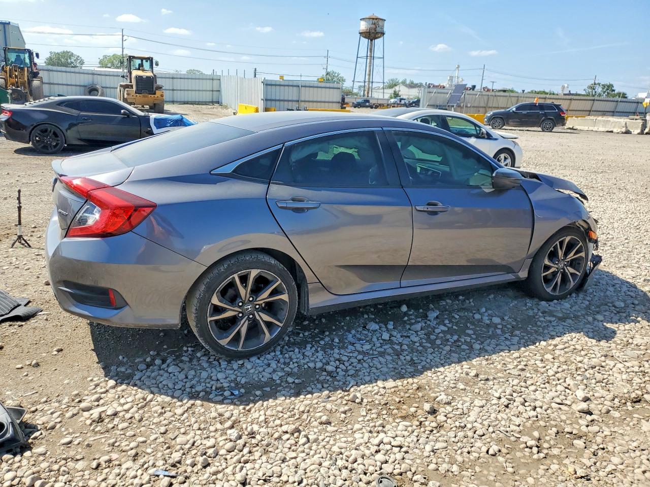2020 Honda Civic Sport - zdjęcie 3