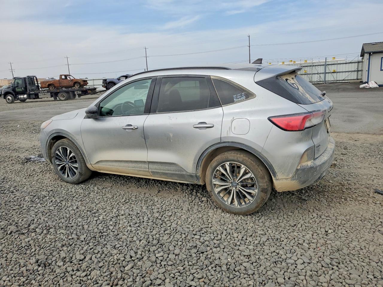 2021 Ford Escape Sel - zdjęcie 2
