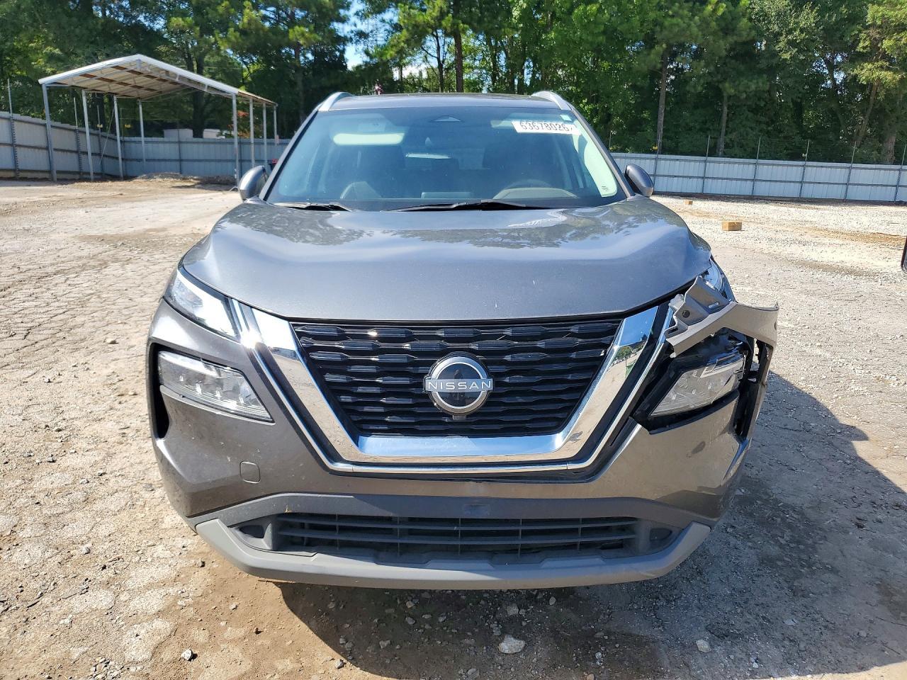 2023 Nissan Rogue Sv - zdjęcie 5