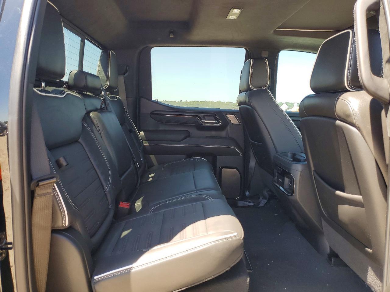 2025 GMC Sierra K1500 At4X - zdjęcie 10