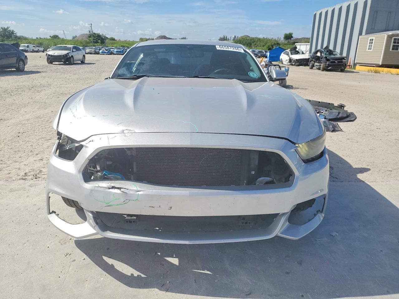 2016 Ford Mustang - zdjęcie 5