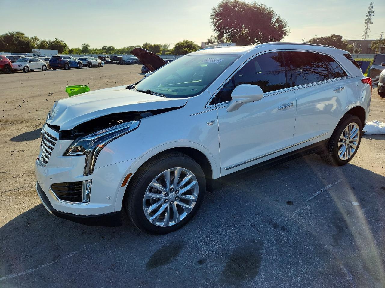 2019 Cadillac Xt5 Platinum - zdjęcie główne