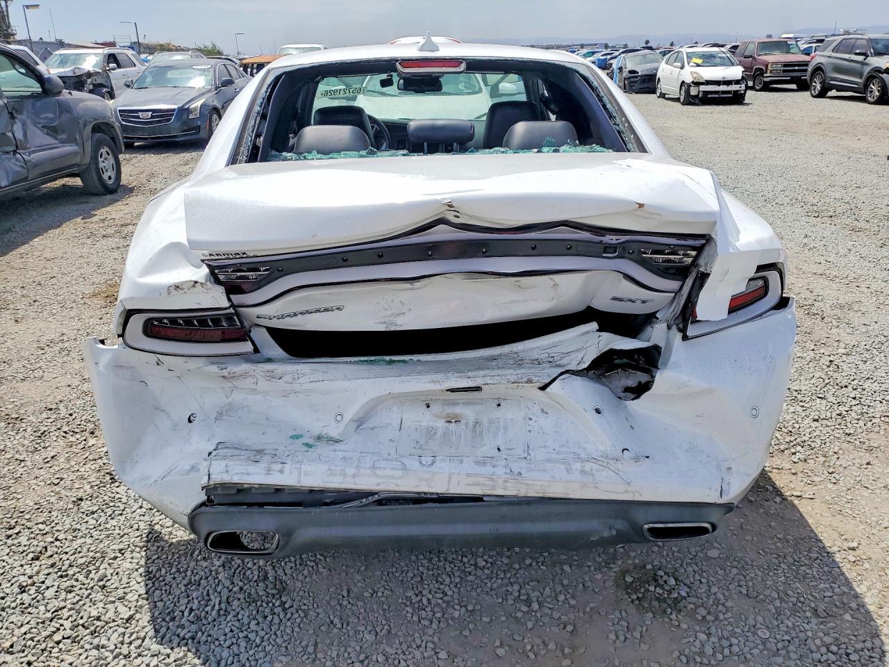 2016 Dodge Charger Sxt - zdjęcie 6