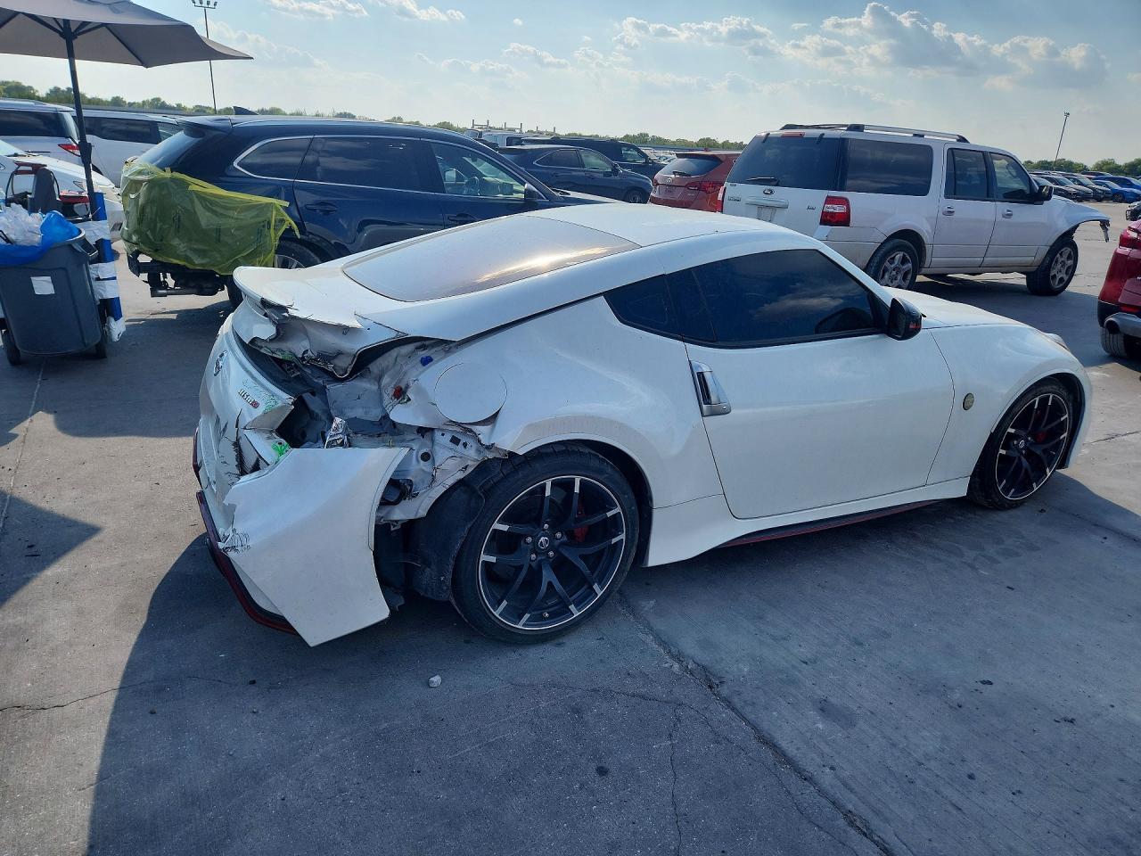 2015 Nissan 370Z Nismo - zdjęcie 3