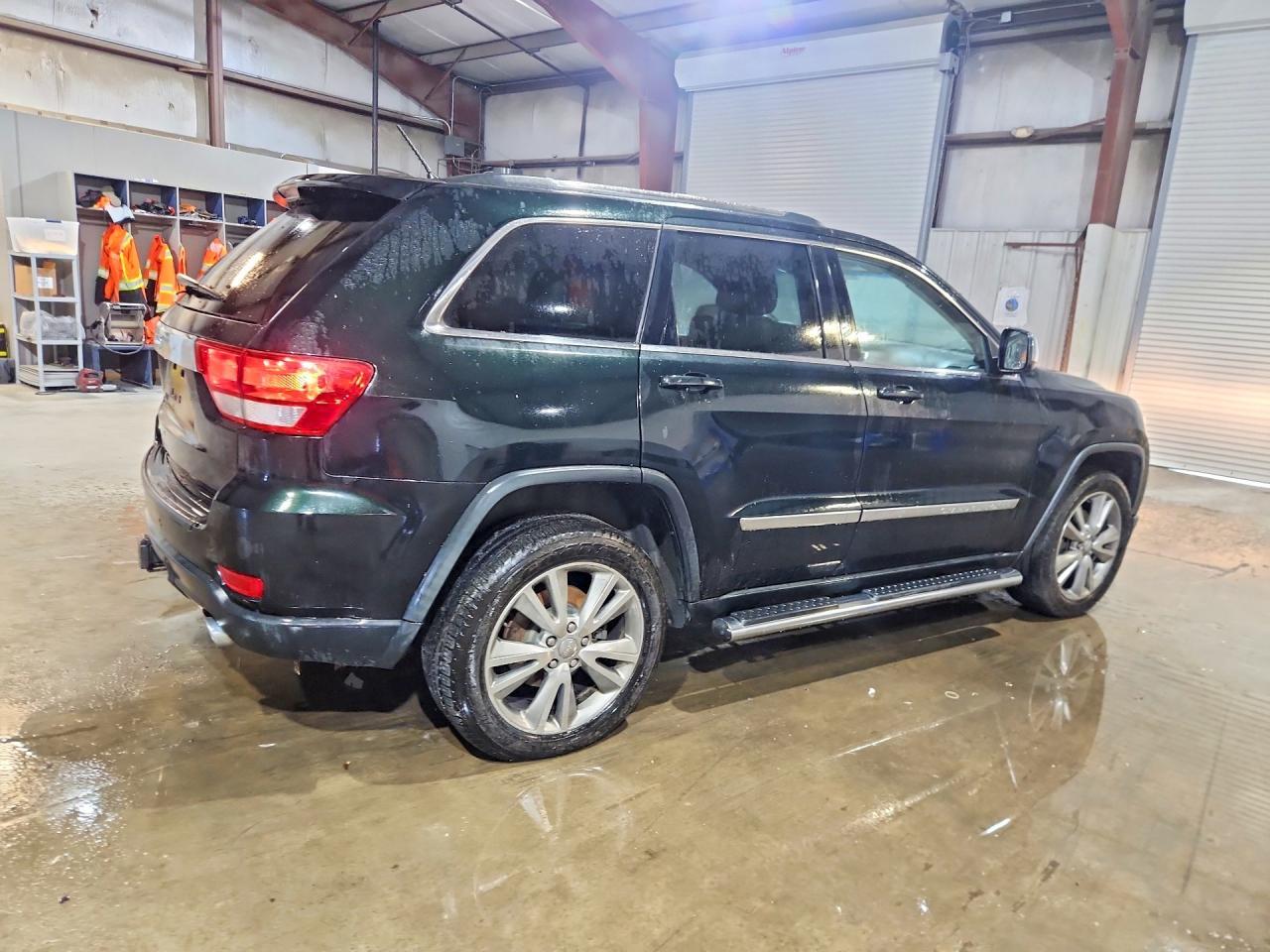 2013 Jeep Grand Cherokee Laredo - zdjęcie 3
