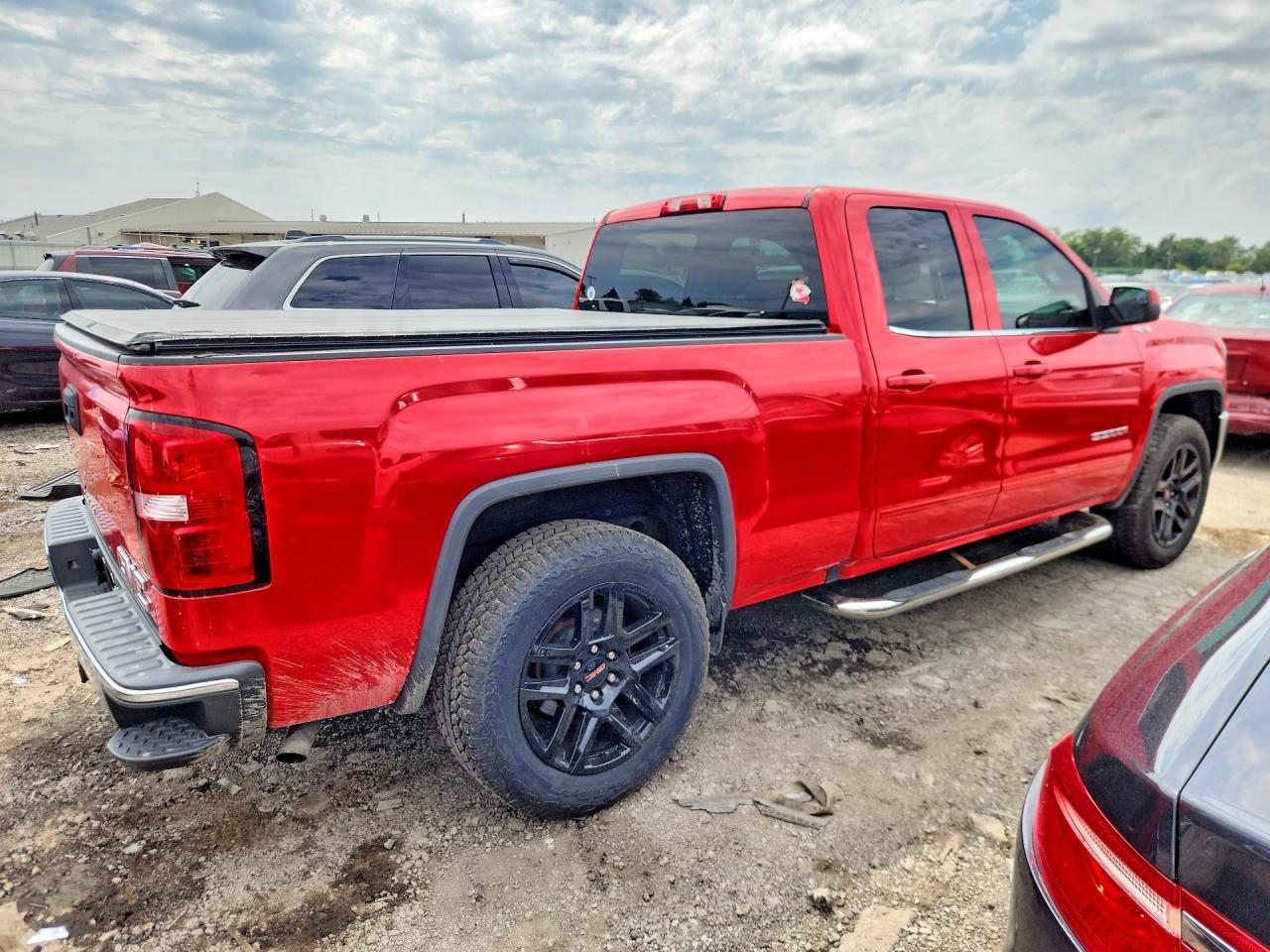 2018 GMC Sierra - zdjęcie 3