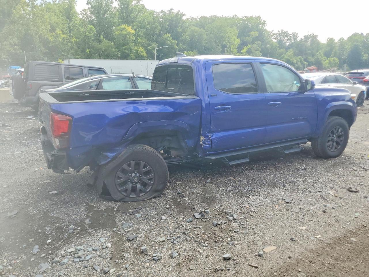 2023 Toyota Tacoma Sr5 V6 - zdjęcie 3