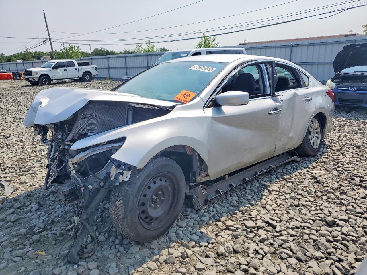 2018 Nissan Altima 2.5 S - zdjęcie główne